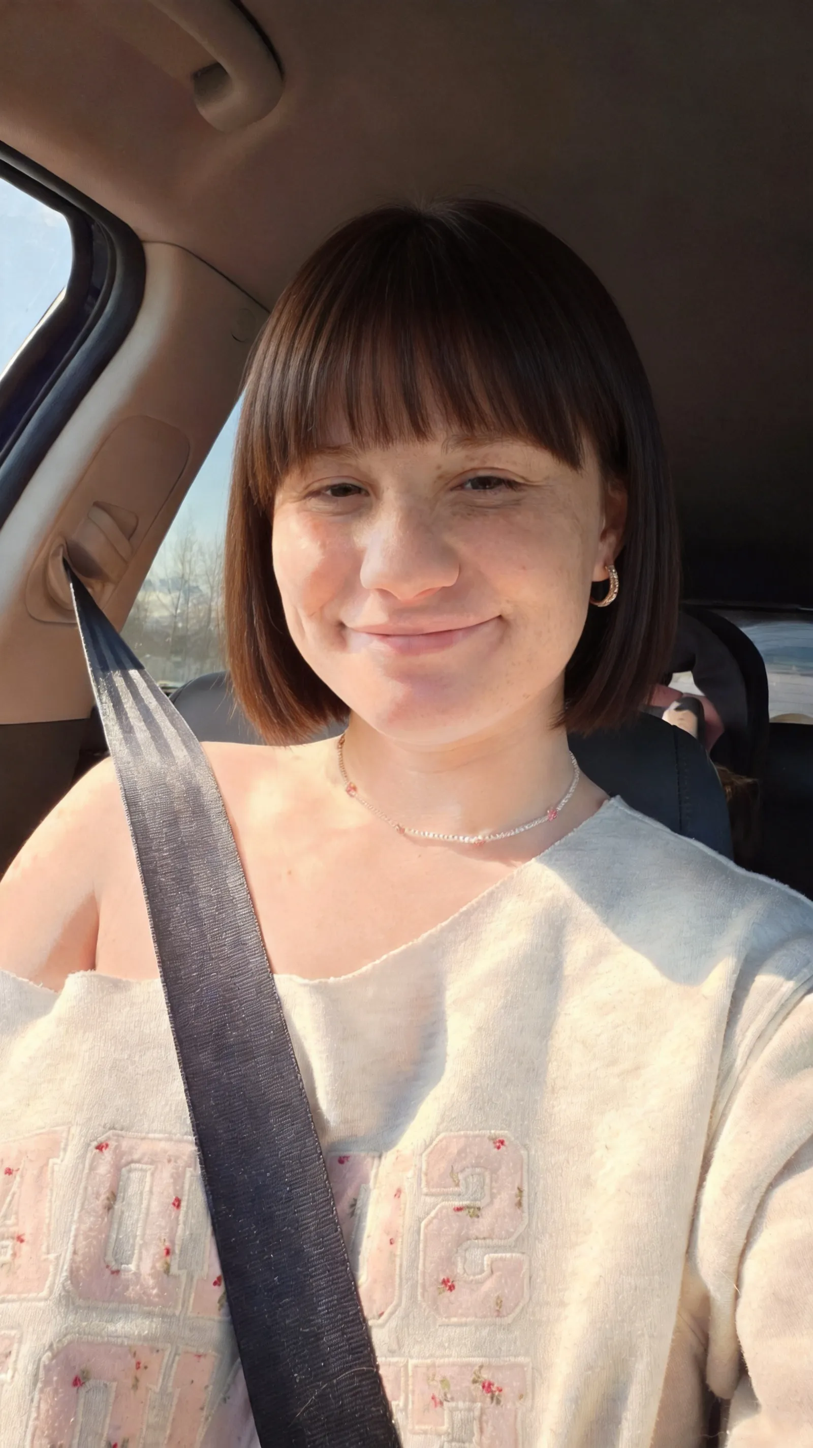 Change my hair style to a brunette A-Line Bob.