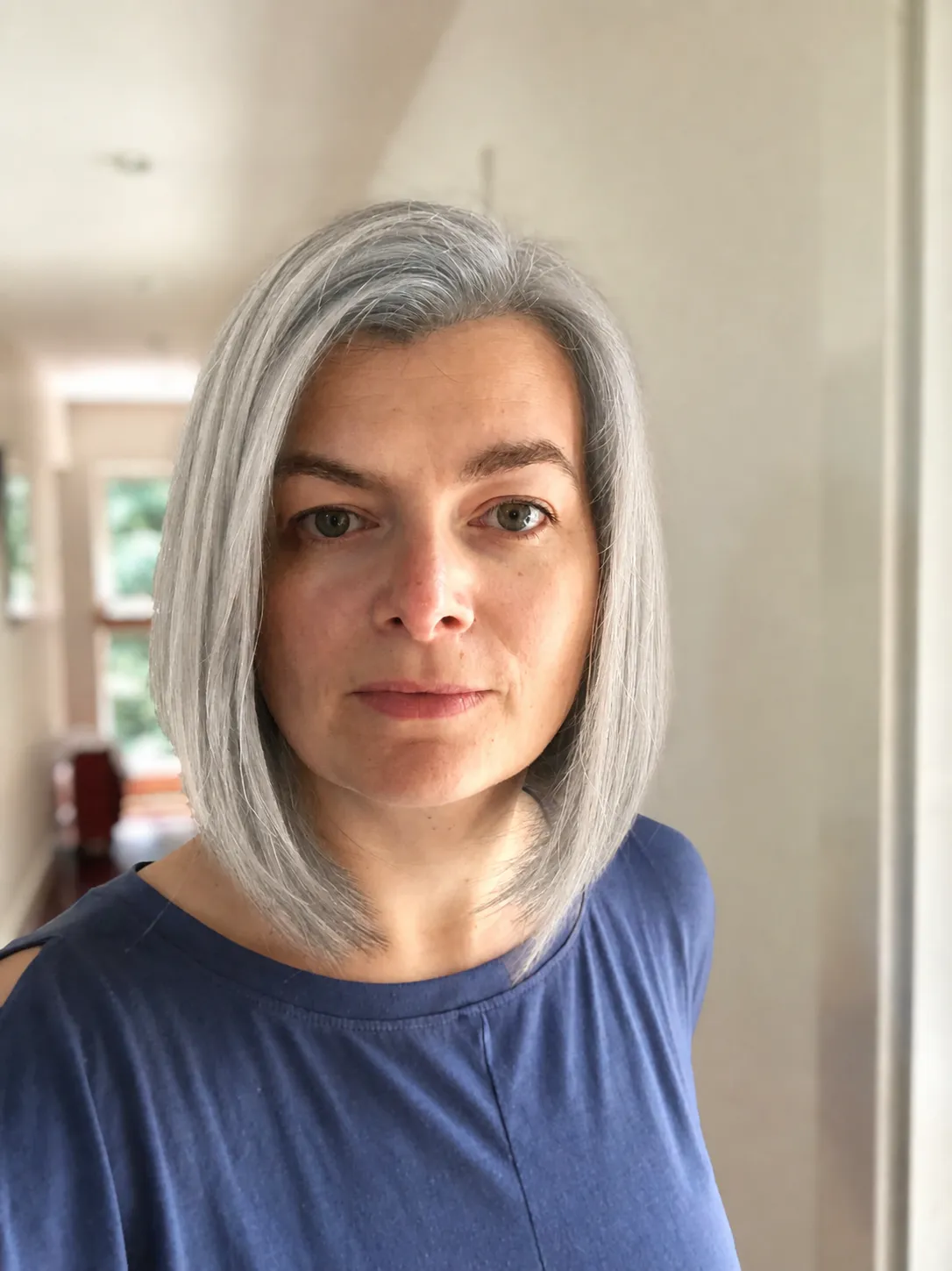 Change my hair color to white and grey (silver)